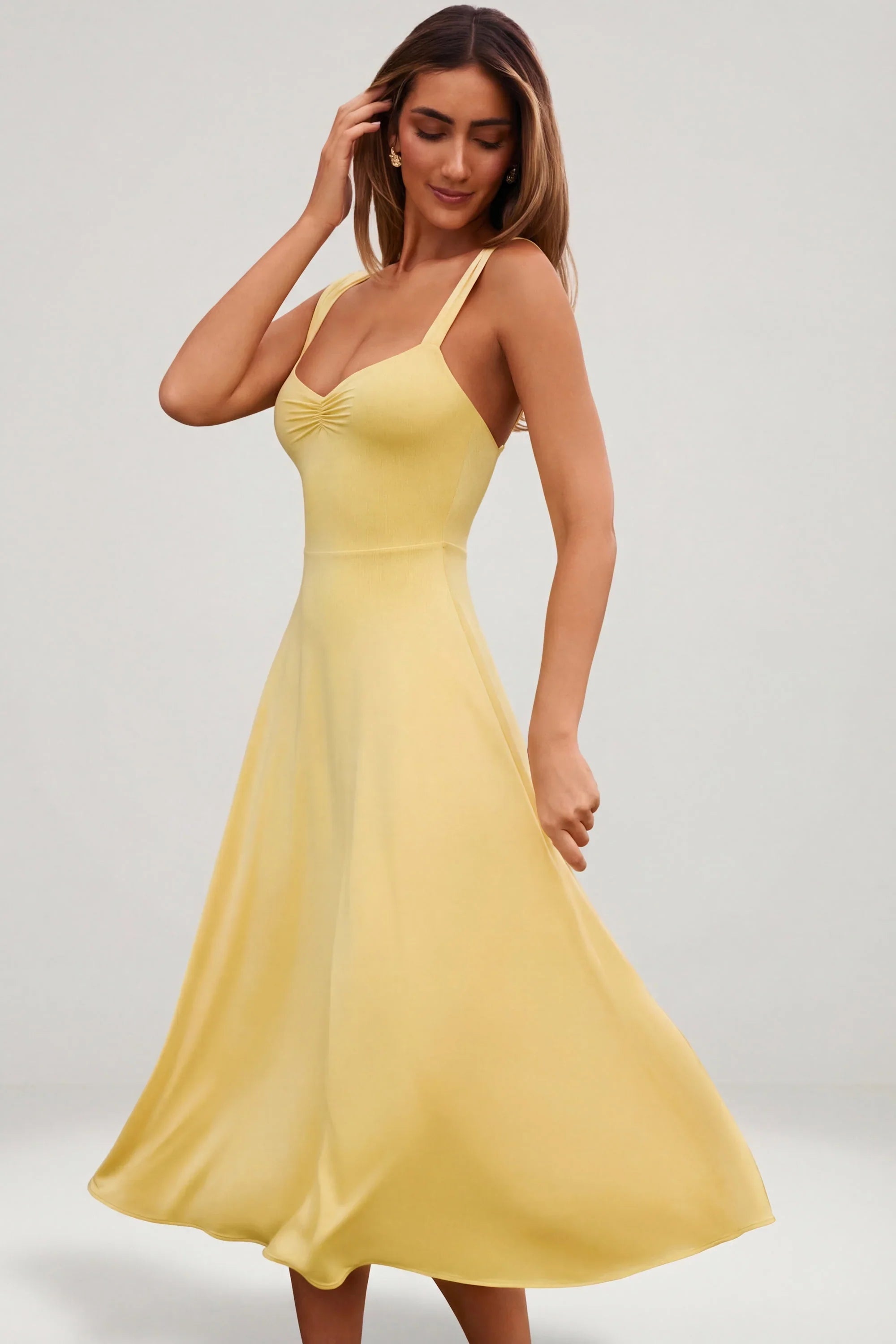 Sweetheart-Neck Ruched Midaxi Dress in Pastel Yellow